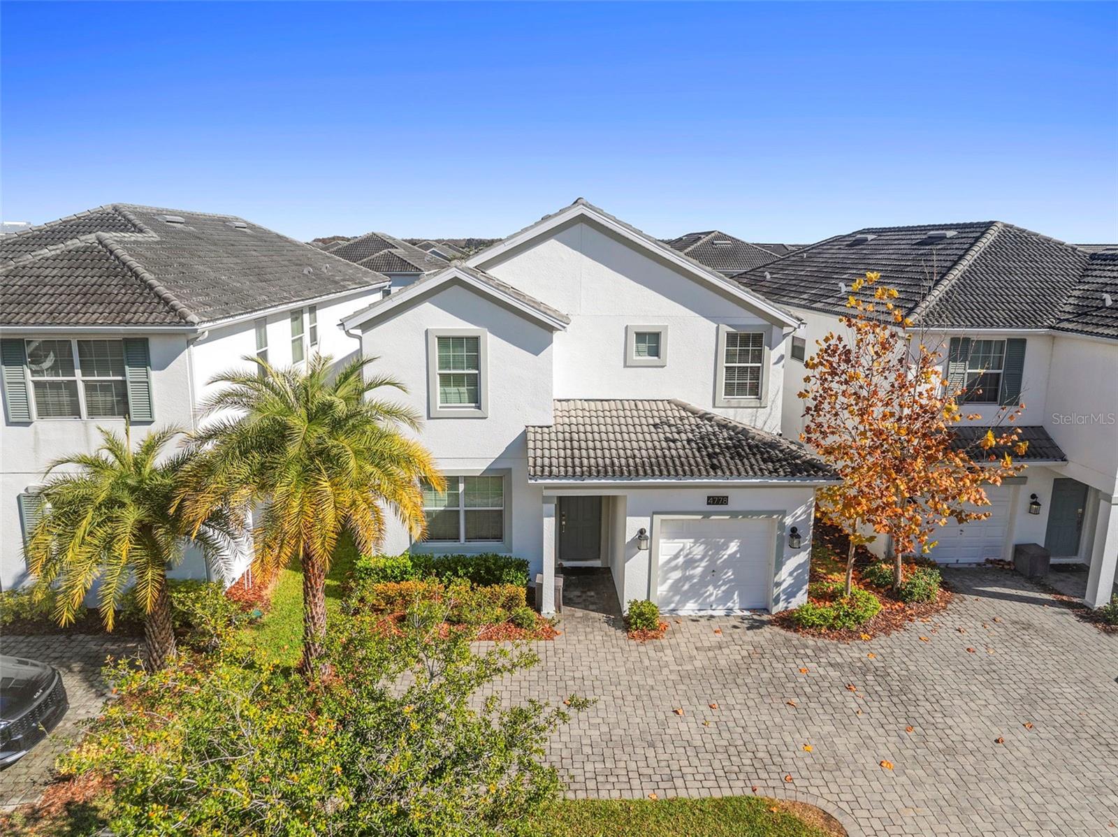 STOREY LAKE - Residential