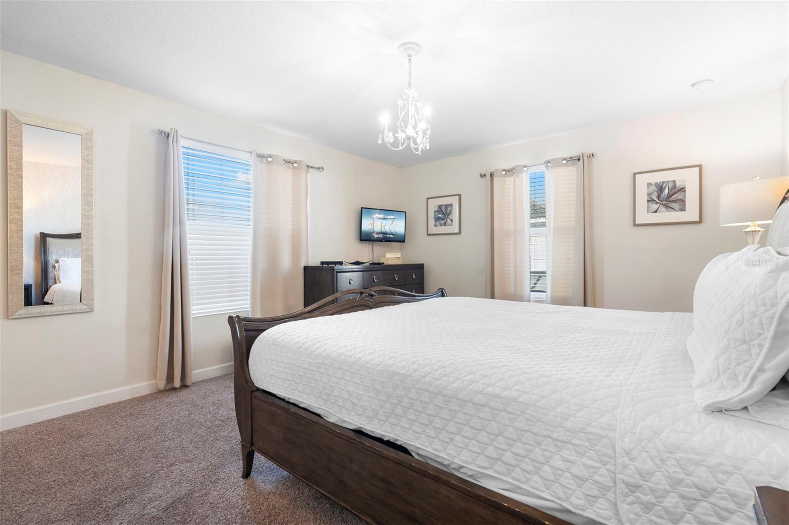 STOREY LAKE - Residential