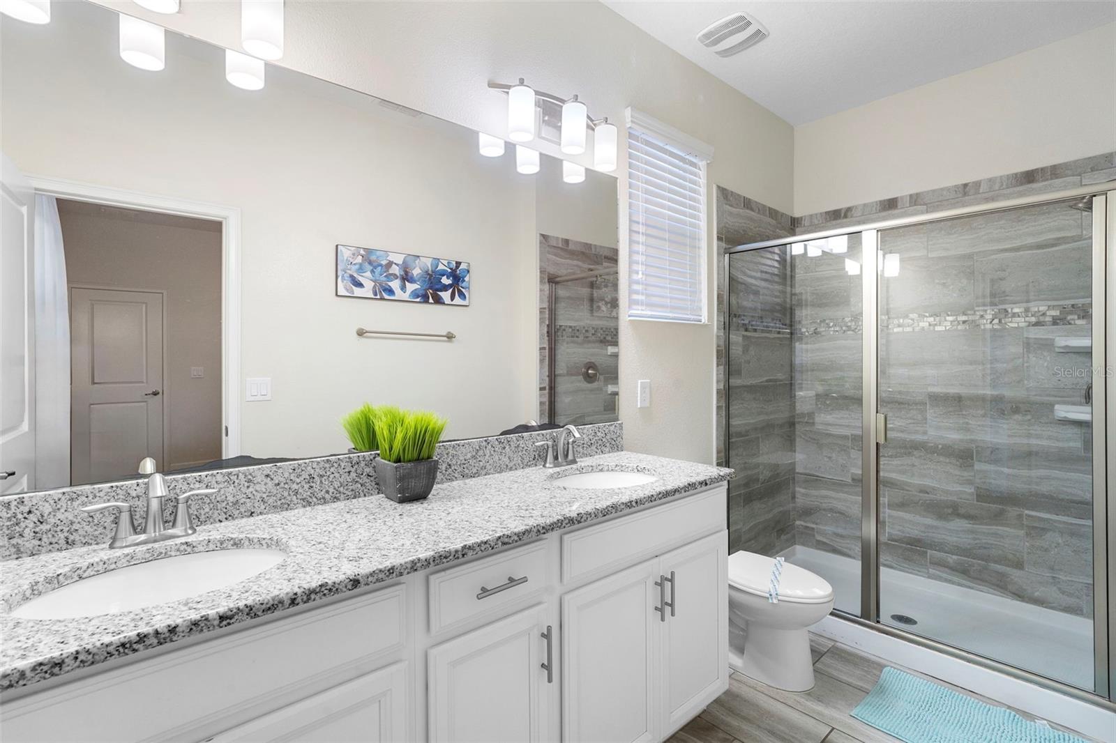 STOREY LAKE - Residential