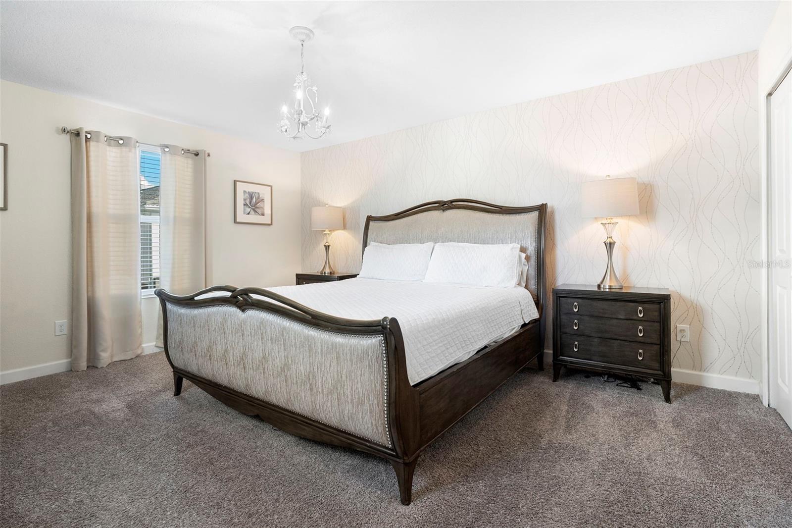 STOREY LAKE - Residential