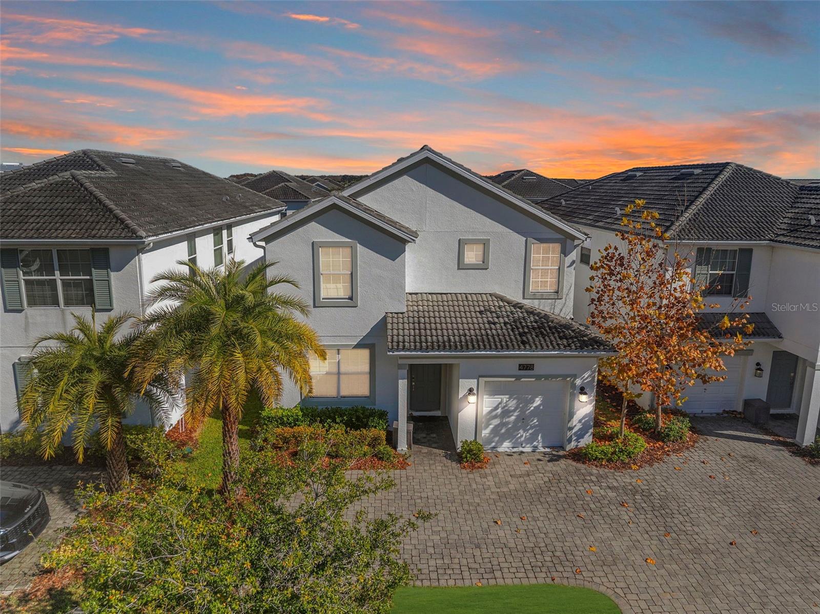 STOREY LAKE - Residential