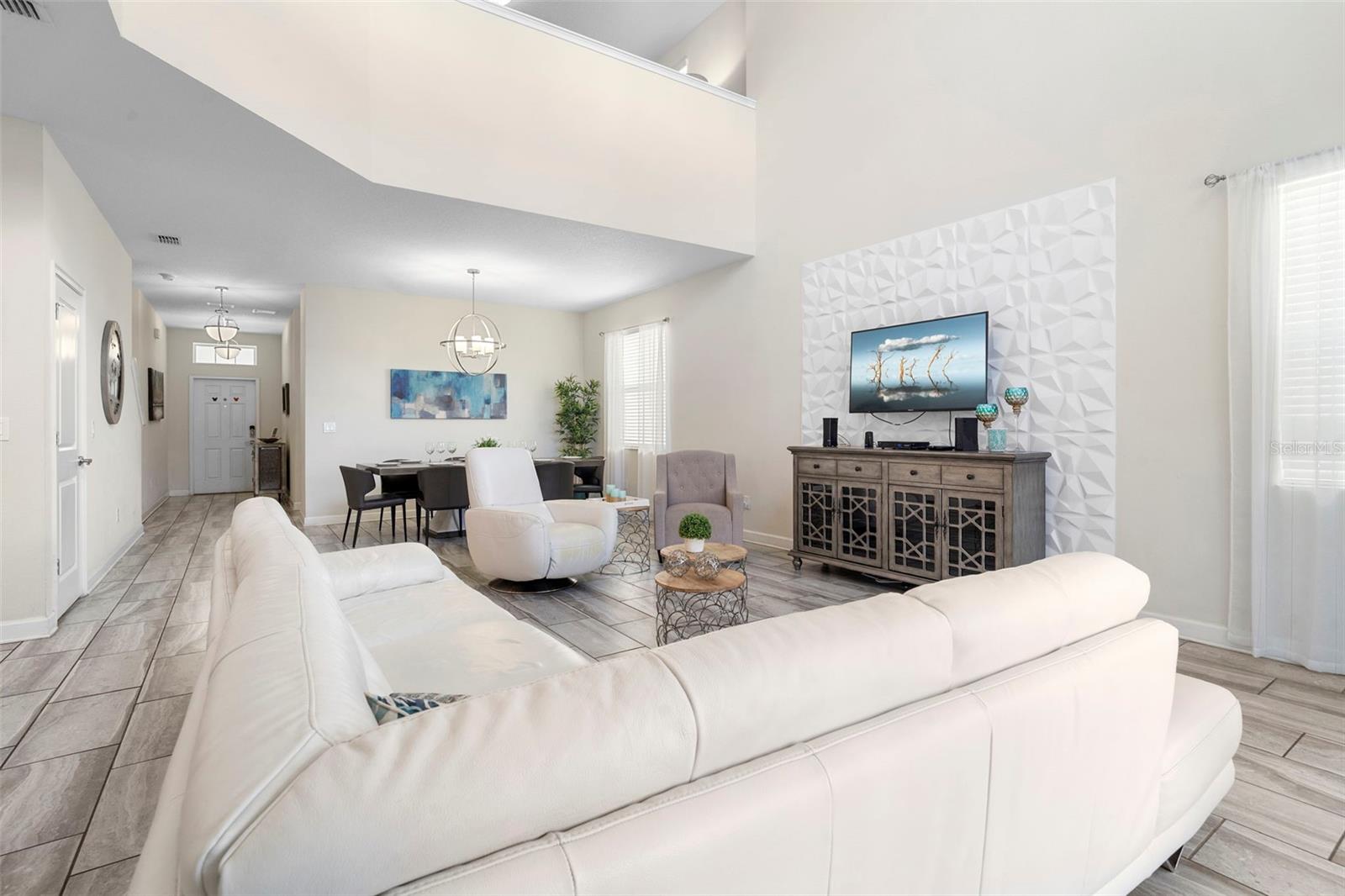 STOREY LAKE - Residential