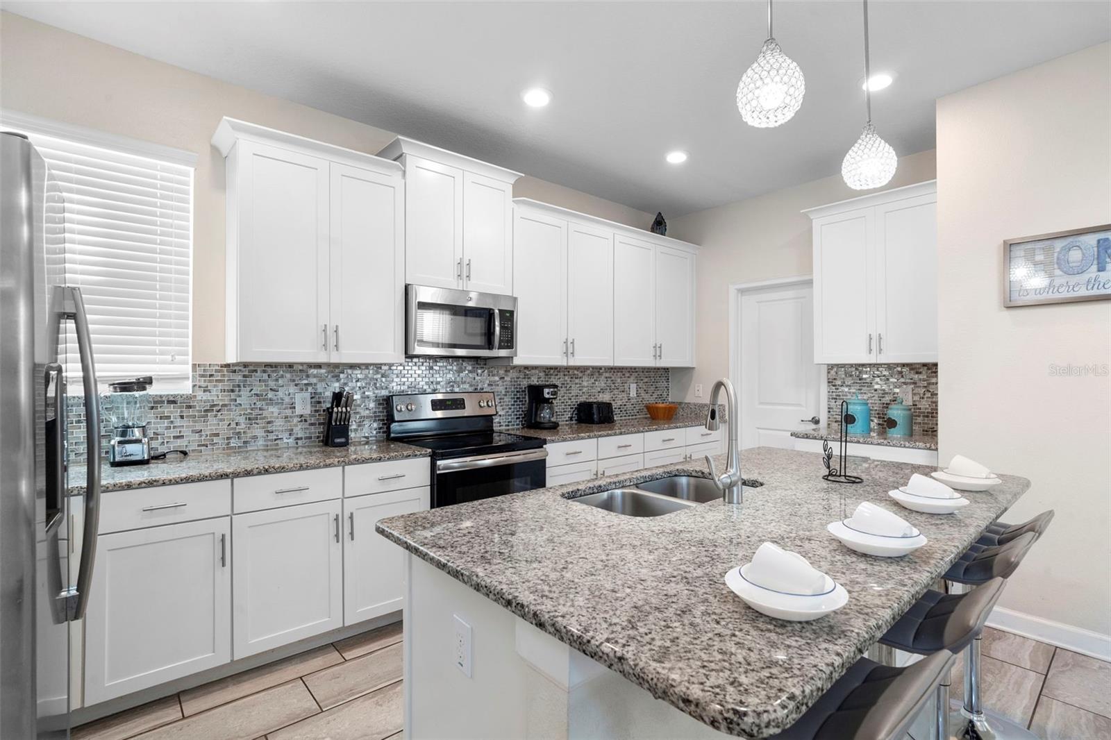 STOREY LAKE - Residential