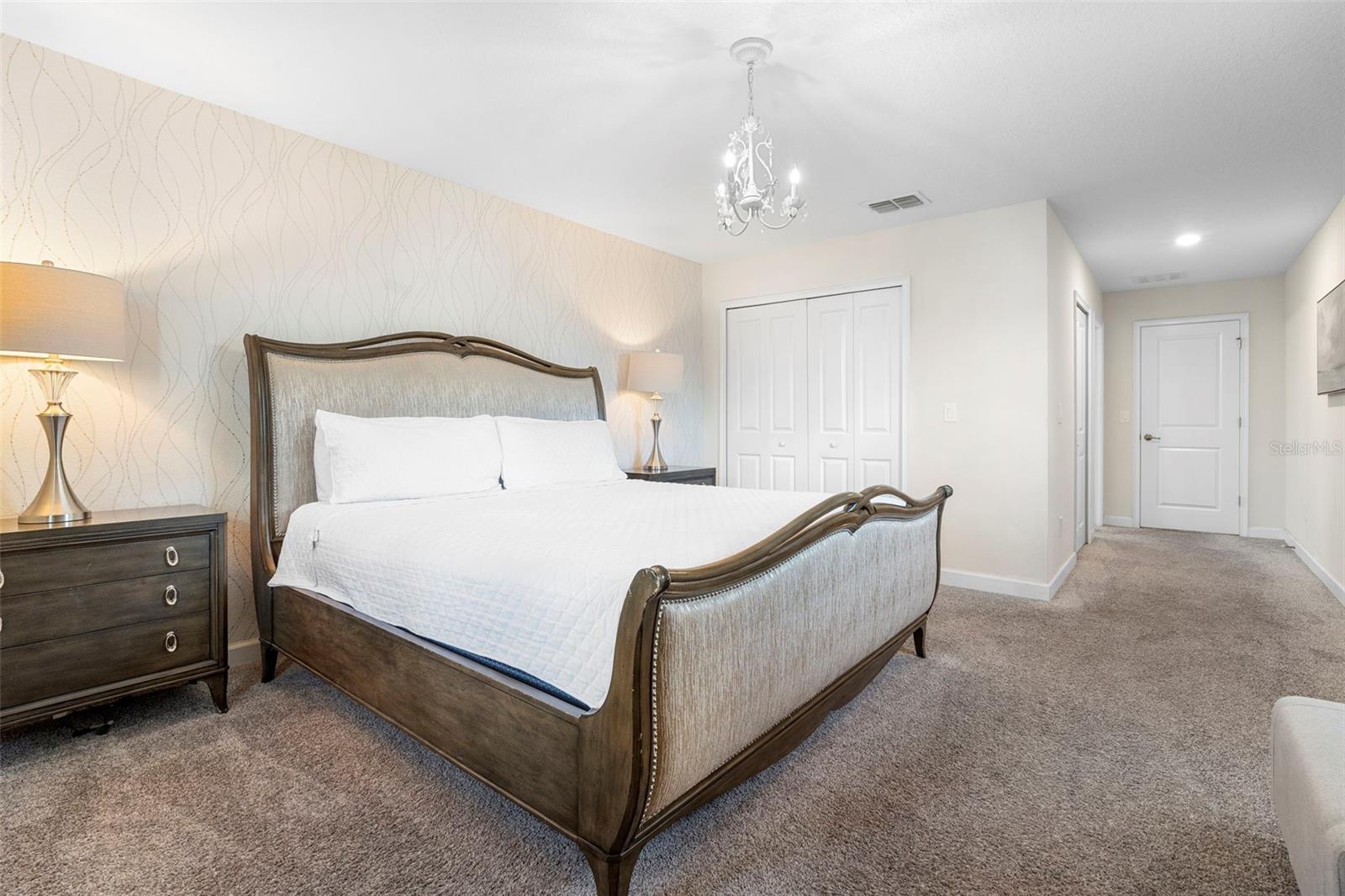 STOREY LAKE - Residential