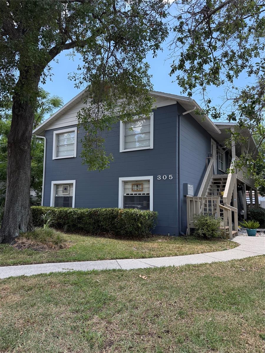 305 SOUTH WESTLAND A CONDOMINI - Residential Lease