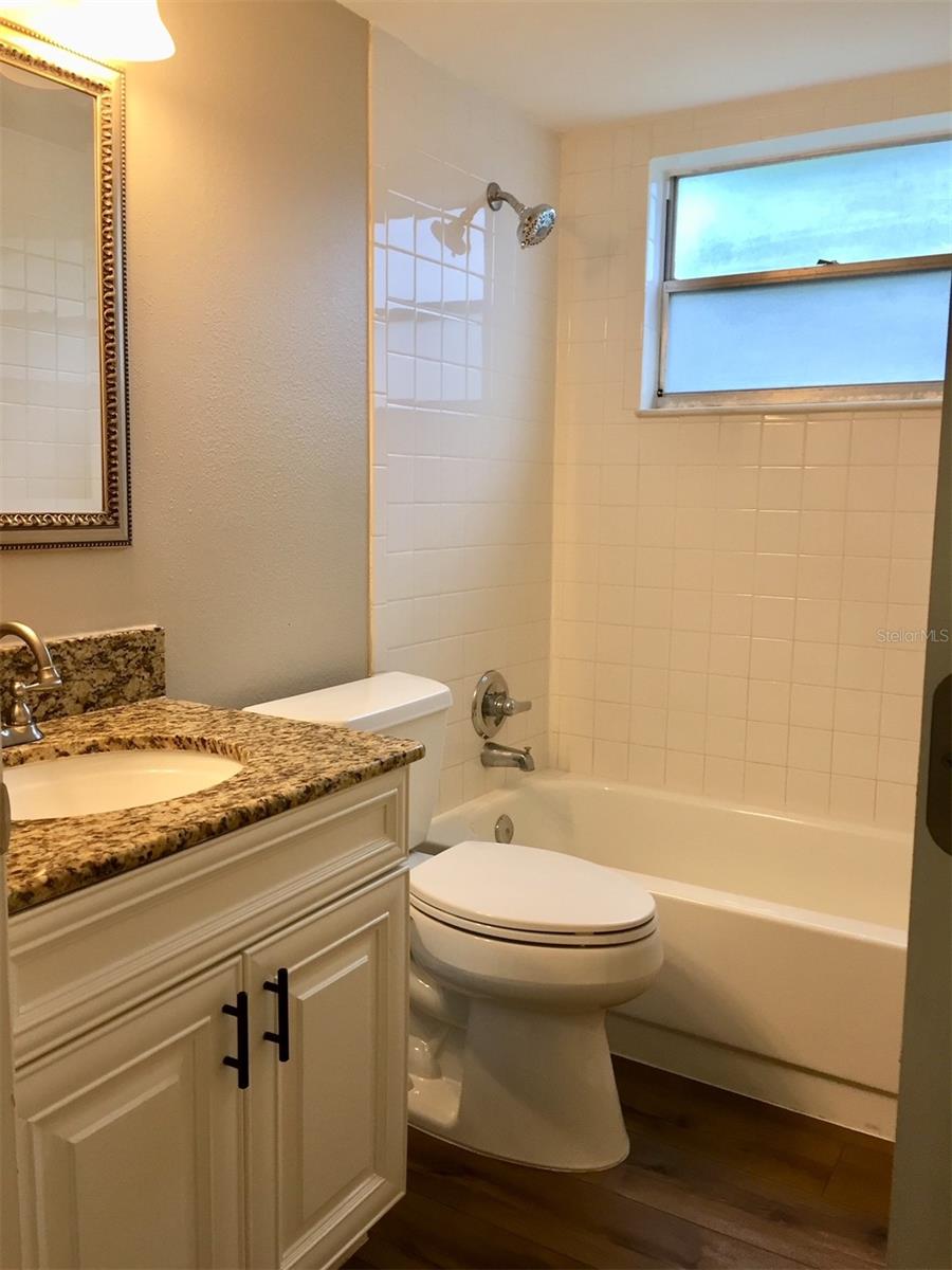 305 SOUTH WESTLAND A CONDOMINI - Residential Lease