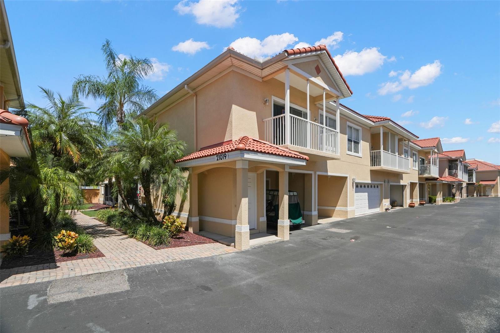 21019 SUNPOINT WAY 201