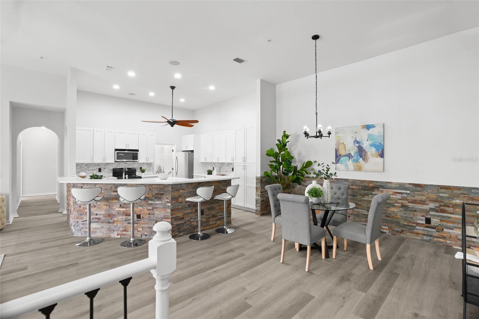 21019 SUNPOINT WAY 201