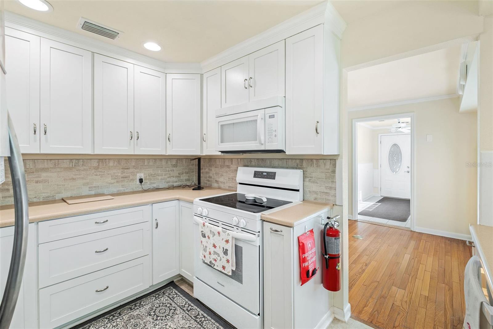 EAST PINE ACRES - Residential