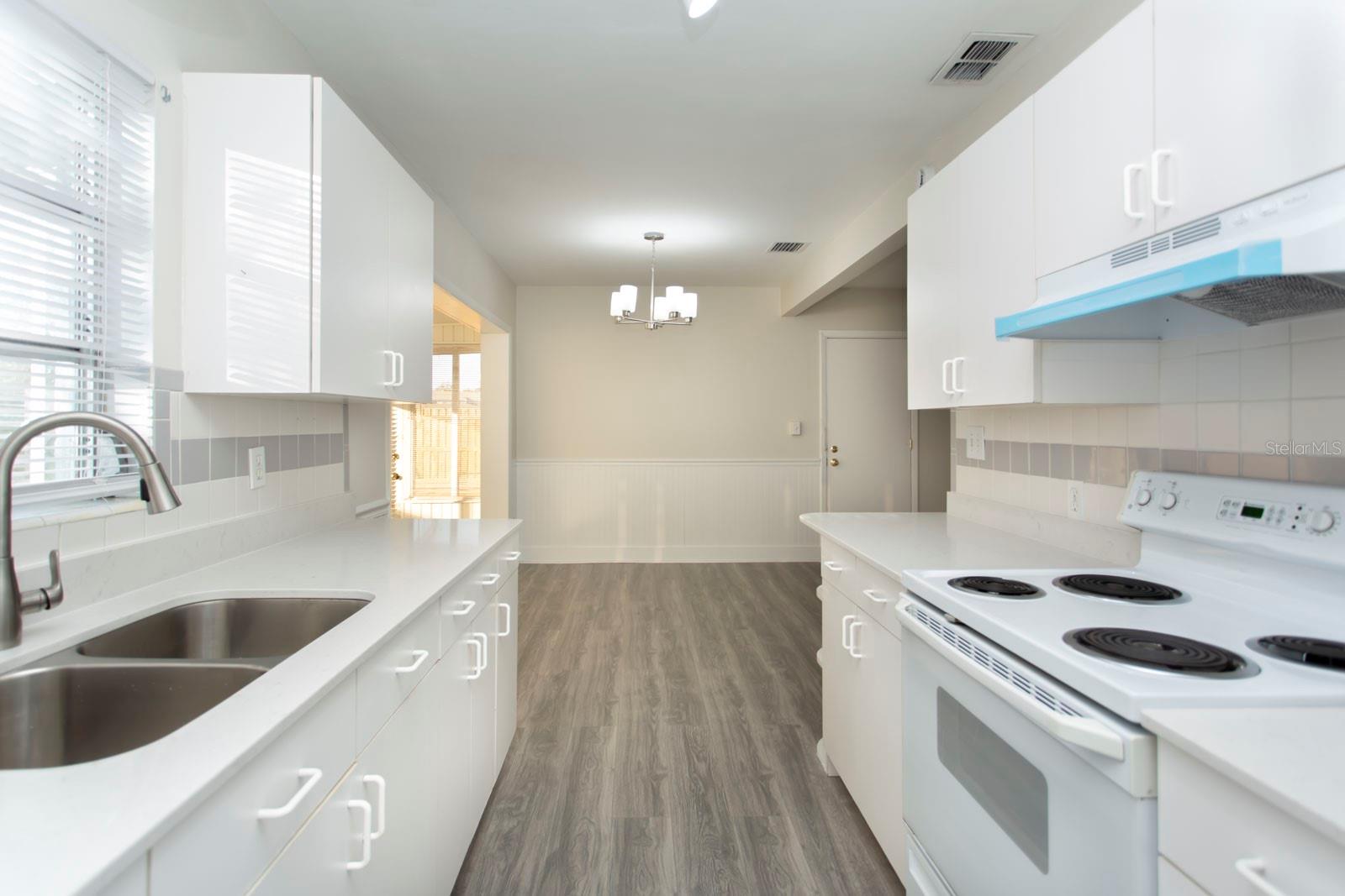 TANGELO PARK FIRST ADD - Residential