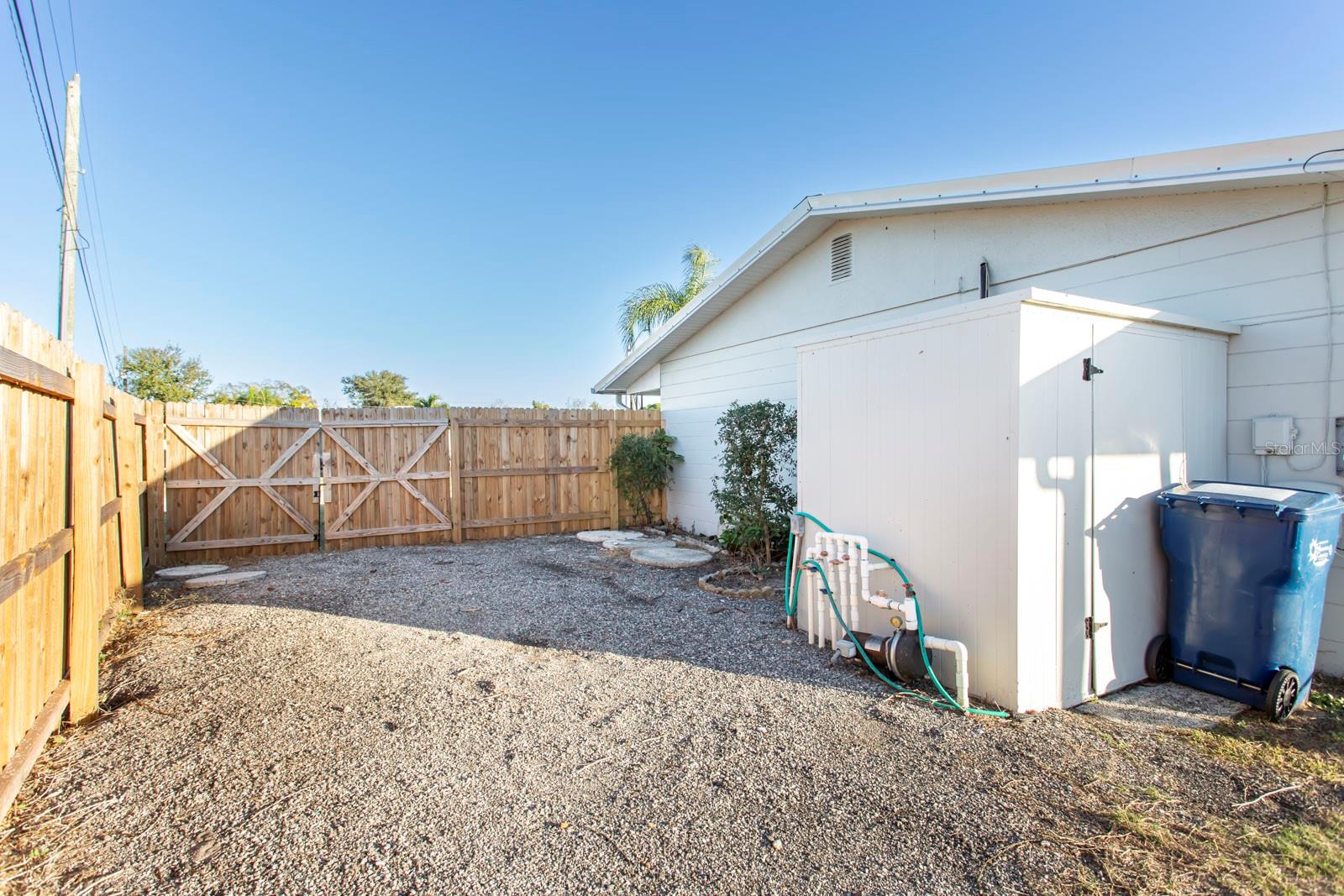 TANGELO PARK FIRST ADD - Residential