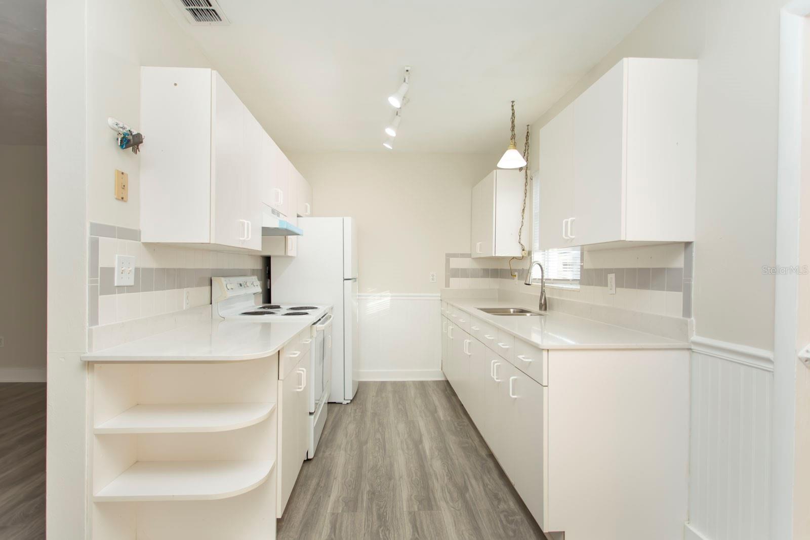 TANGELO PARK FIRST ADD - Residential