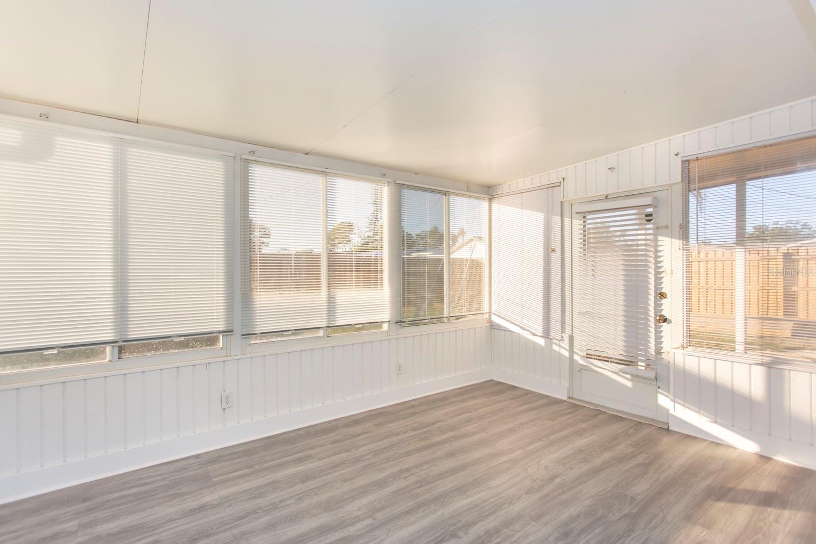 TANGELO PARK FIRST ADD - Residential