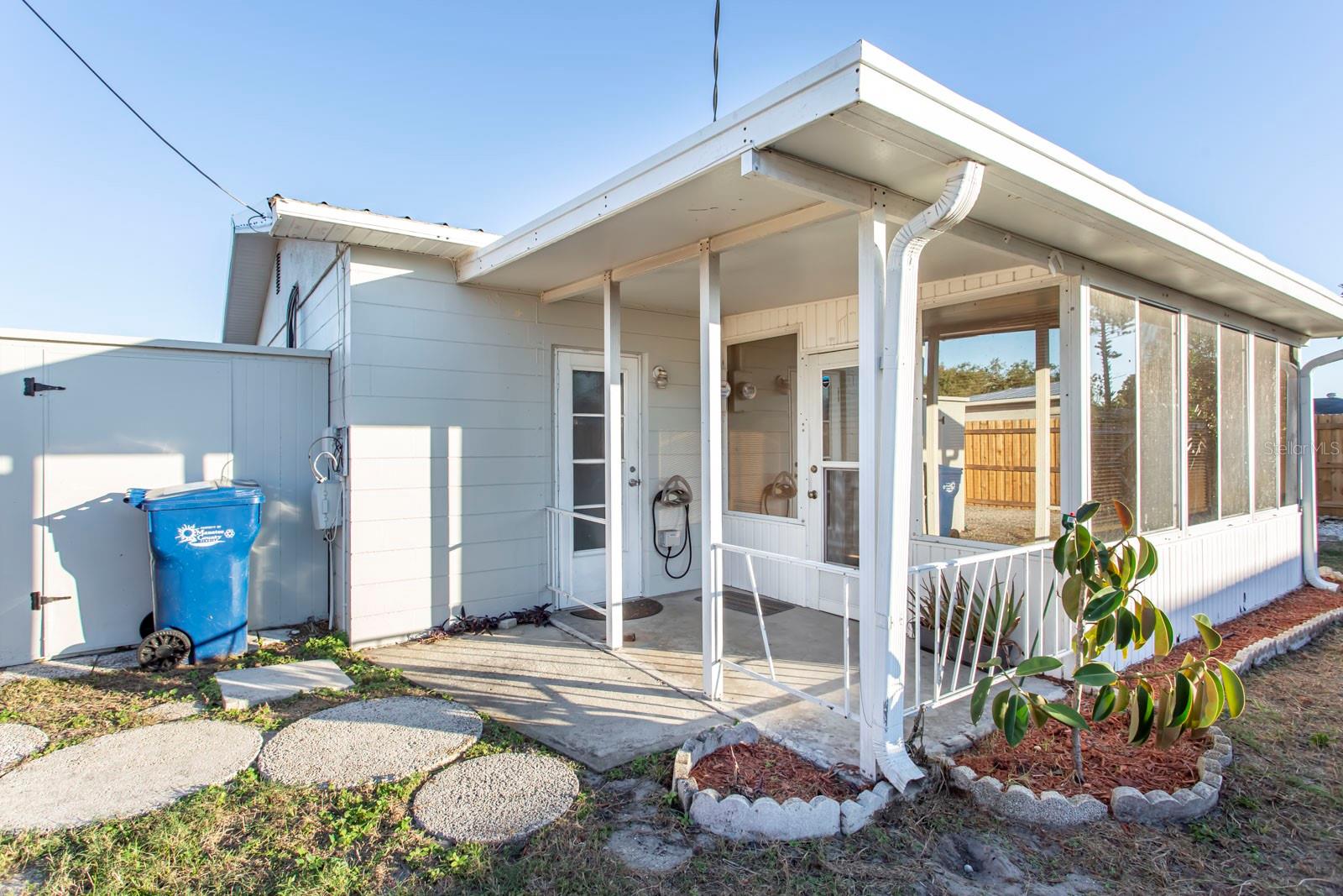 TANGELO PARK FIRST ADD - Residential