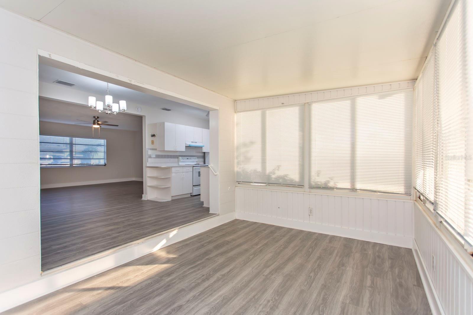 TANGELO PARK FIRST ADD - Residential