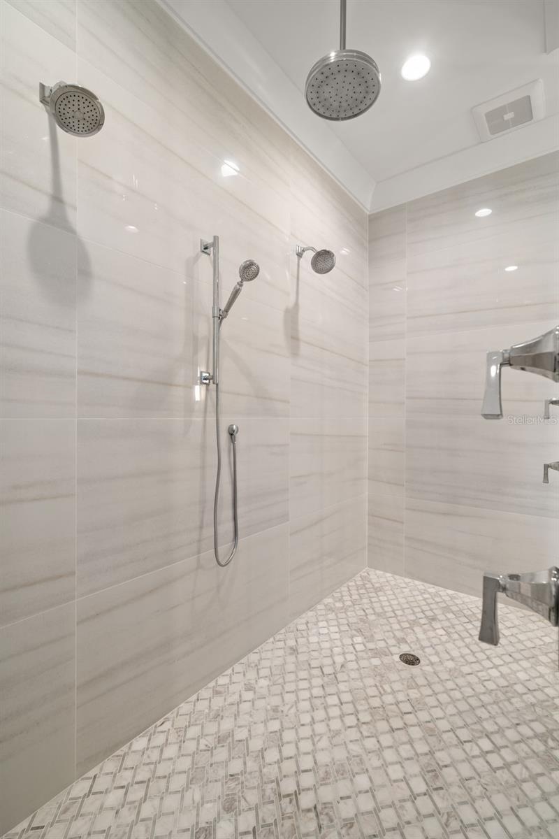 BEACH PARK - PALM PARK - Residential