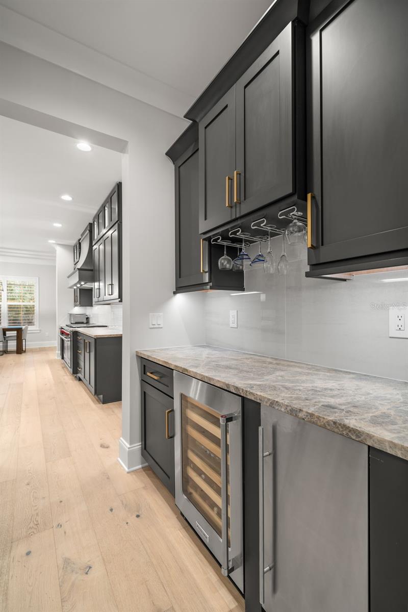 BEACH PARK - PALM PARK - Residential