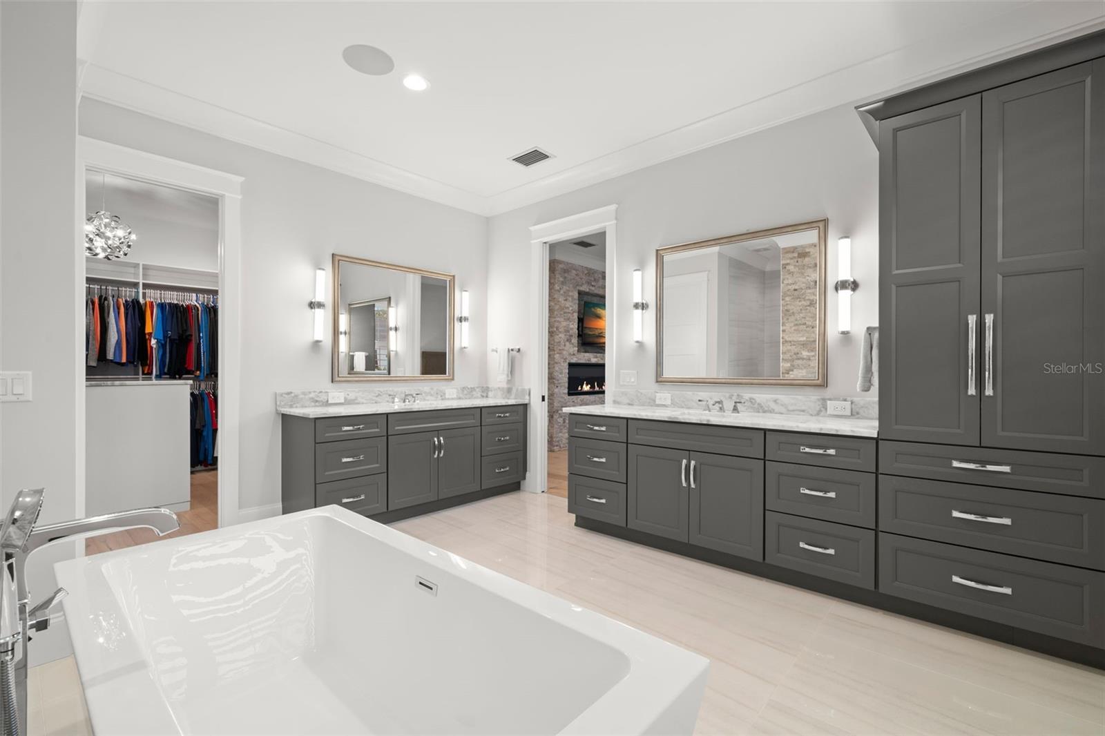 BEACH PARK - PALM PARK - Residential