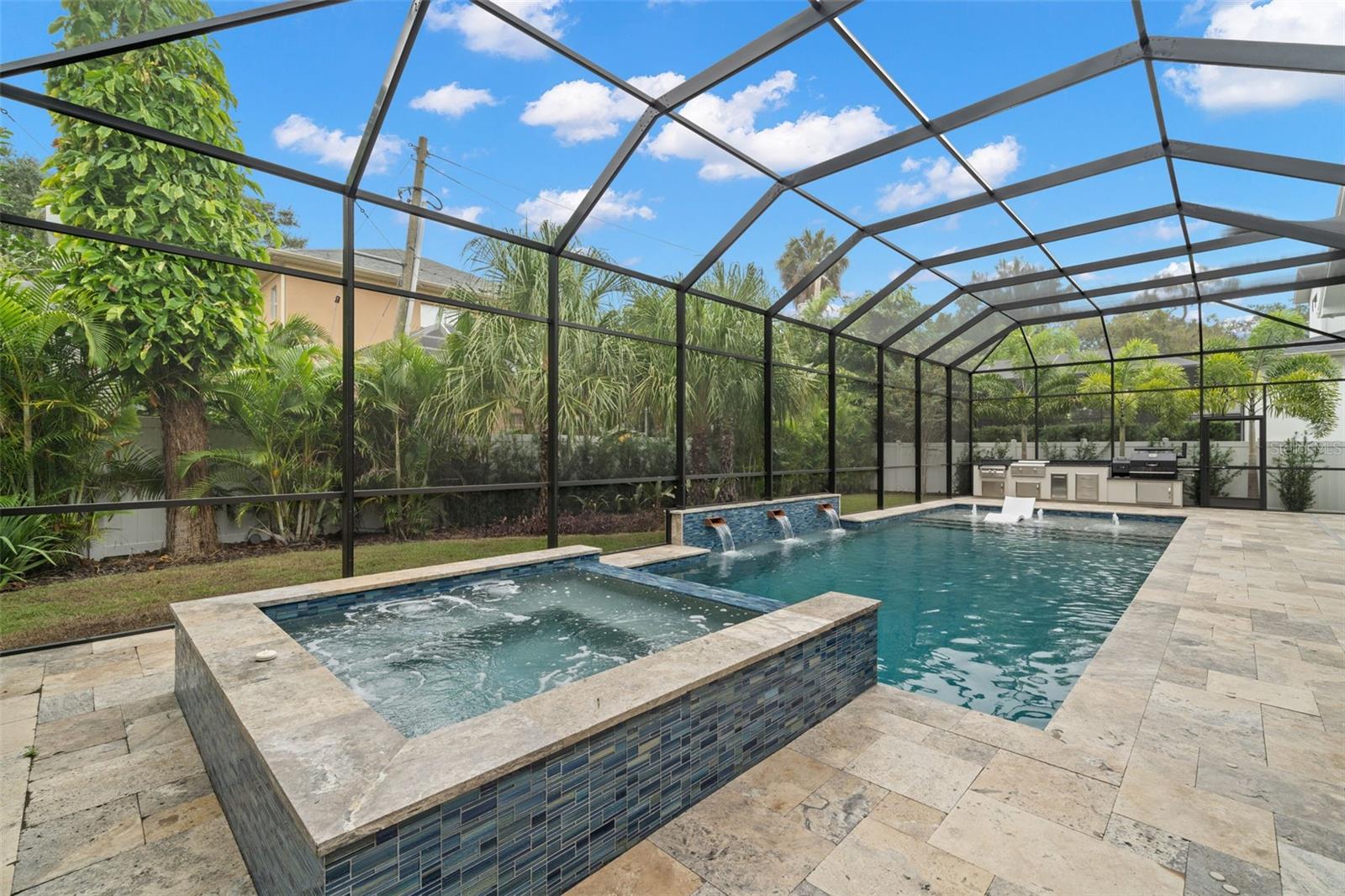 BEACH PARK - PALM PARK - Residential