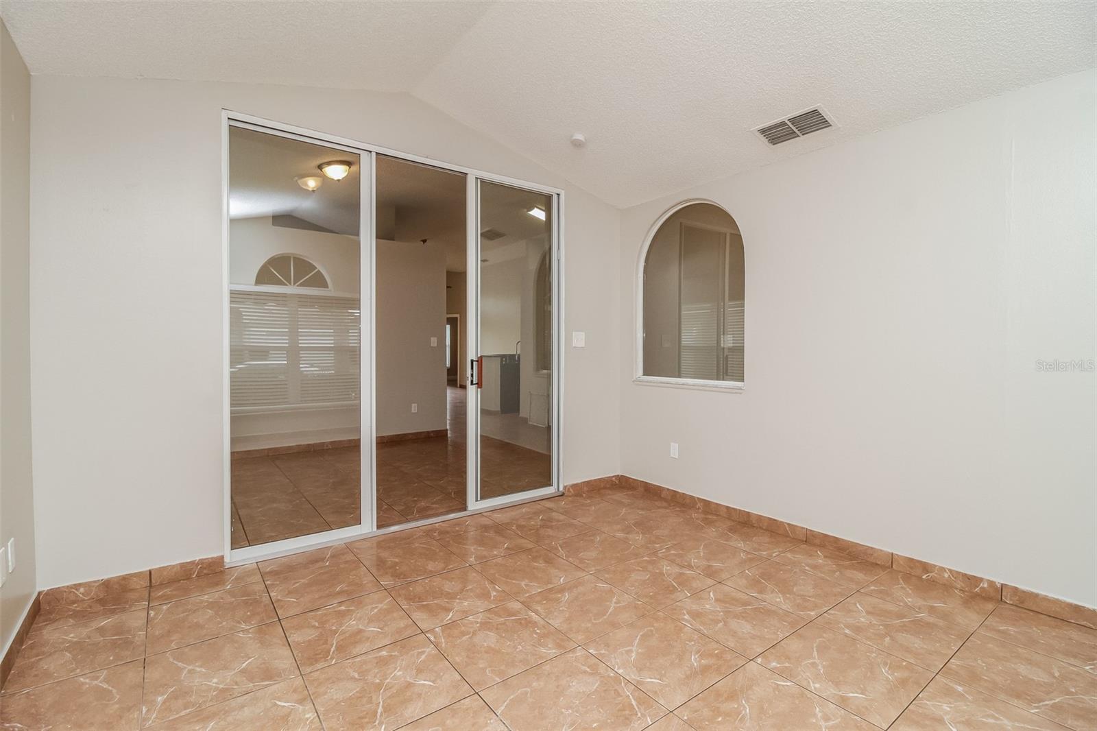 LAKEVIEW VILLAGE - Residential