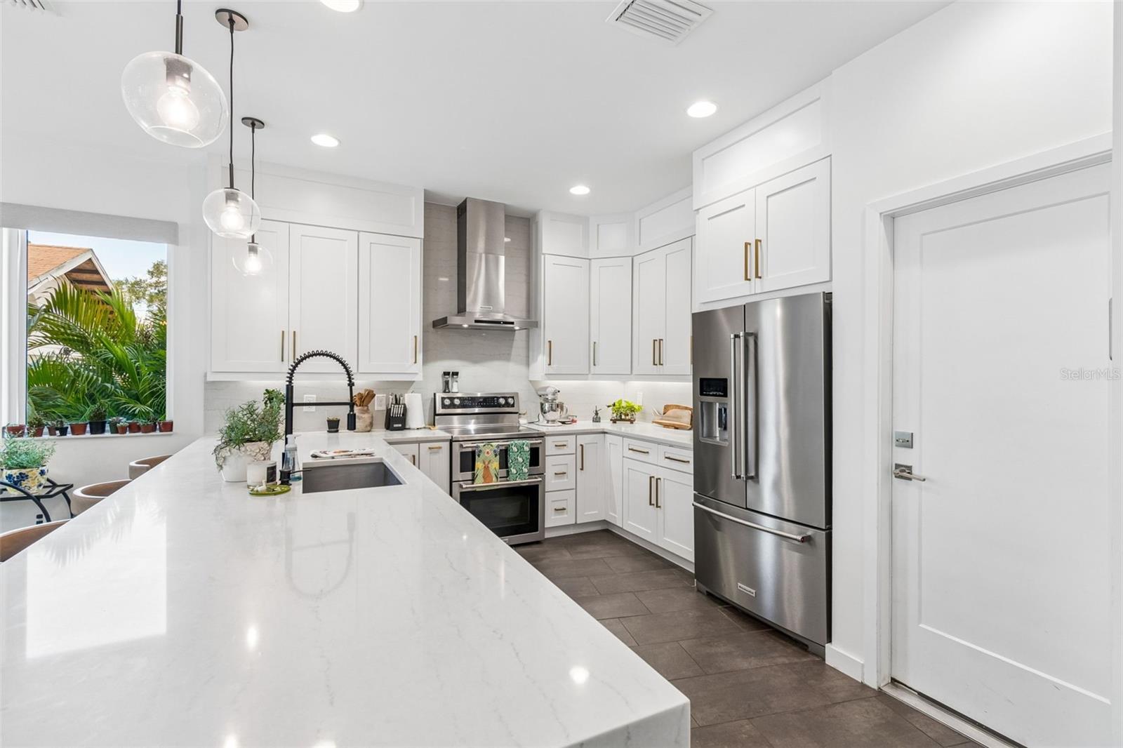 BEL MAR UNIT 3 - Residential