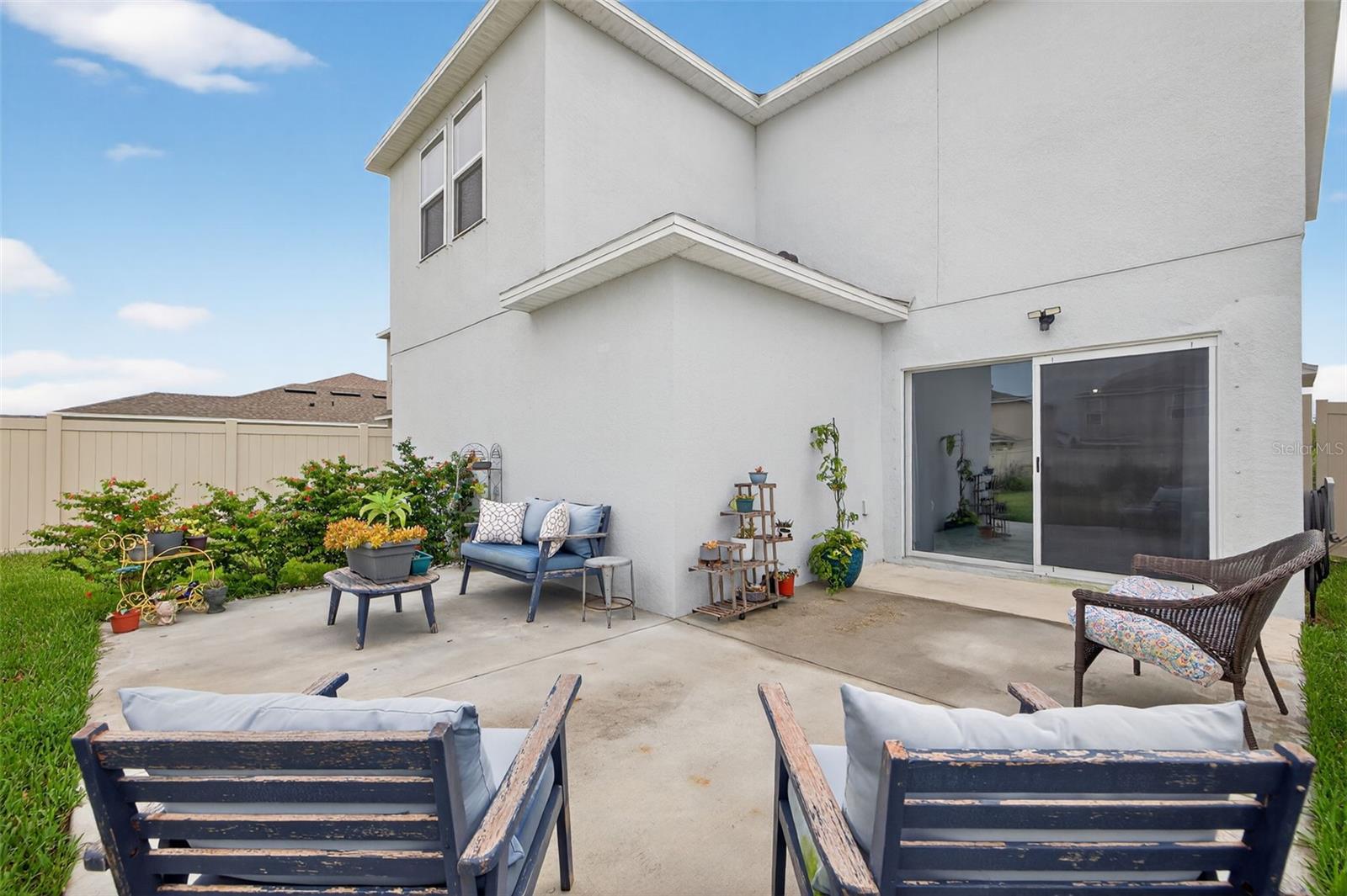 ARTISAN LAKES EAVES BEND - Residential Lease