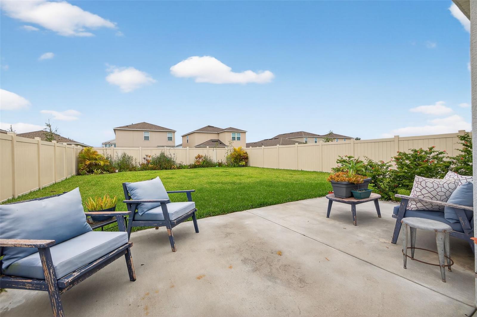 ARTISAN LAKES EAVES BEND - Residential Lease