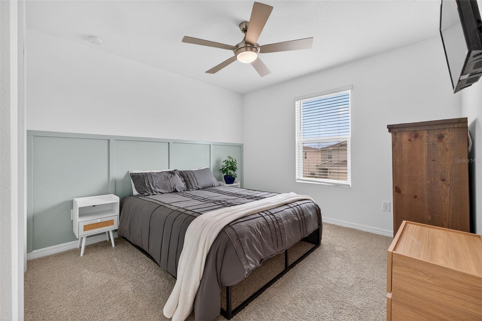 ARTISAN LAKES EAVES BEND - Residential Lease