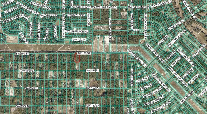 Did you want country living and yet be close to everything?  Zoned A-1. Mobile home or site built homes,  Hospital, Walmart. shopping, restaurants and all you need within a few miles. You can also enjoy all the other great recreational activities Ocala has to offer; biking. hiking, fishing and kayaking.  Florida's highly desired Rainbow Springs is only 13 miles away.  Just down the road from the new World Equestrian Center. No HOA!!