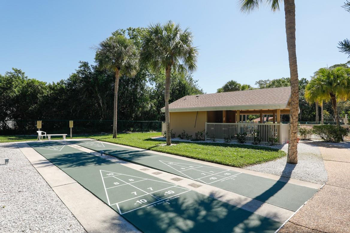 VILLAGE GARDENS PH 2 - Residential Lease