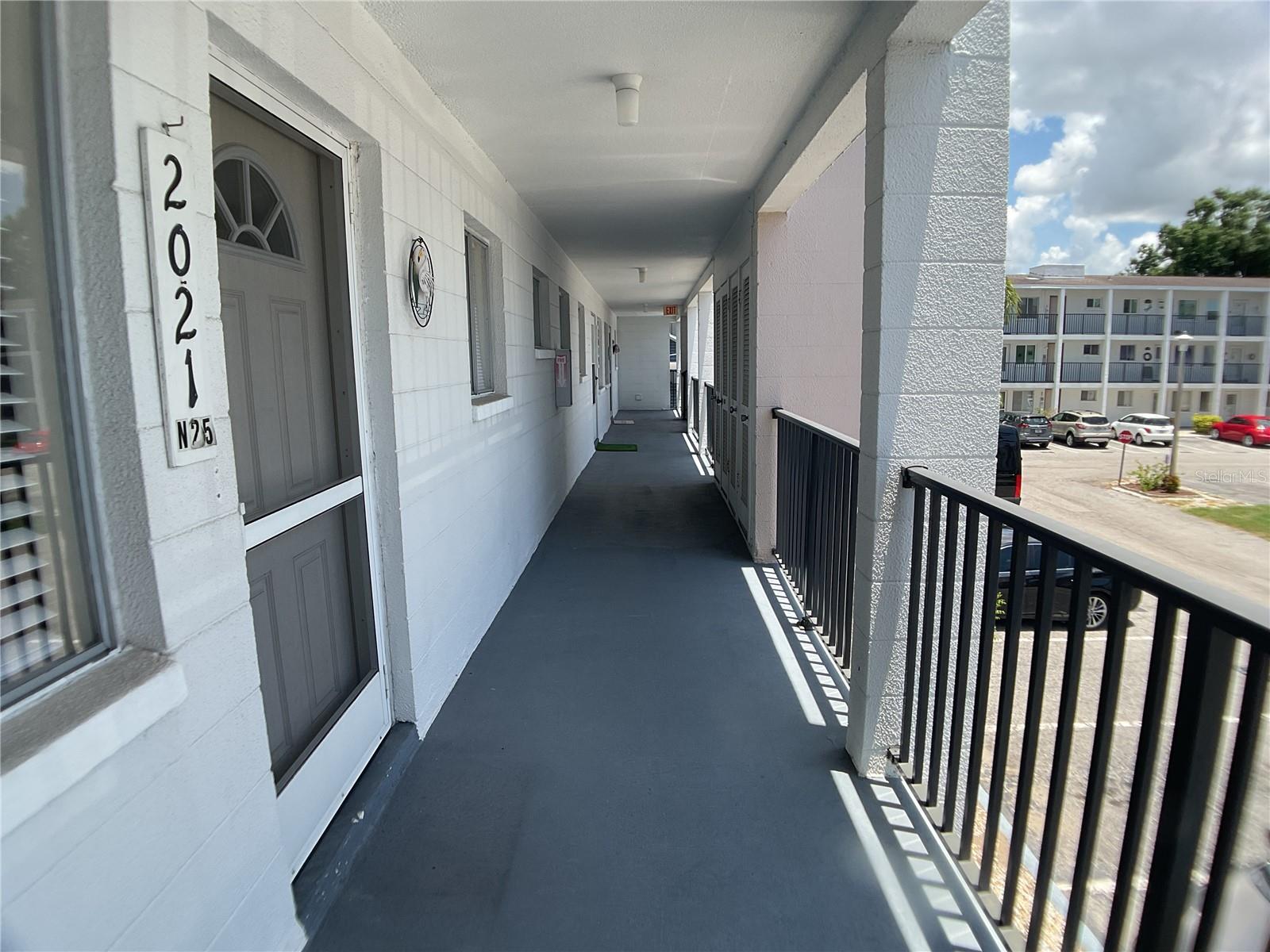 THE THIRD BAYSHORE - Residential
