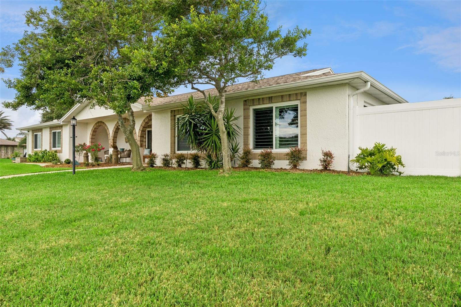 52 SEA ISLAND DRIVE N