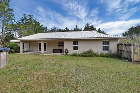 A home in DELAND