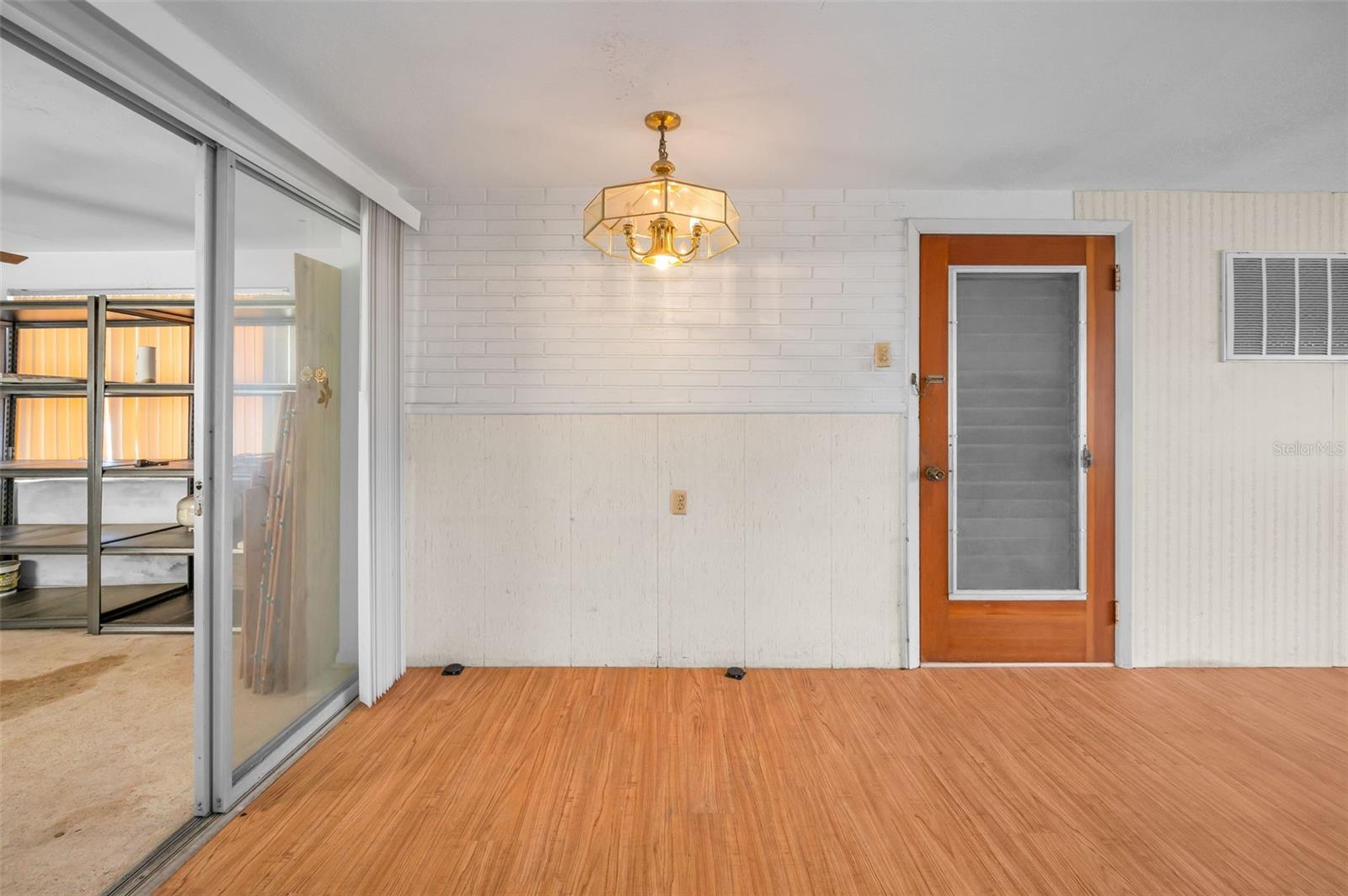 SHAMROCK HEIGHTS - Residential