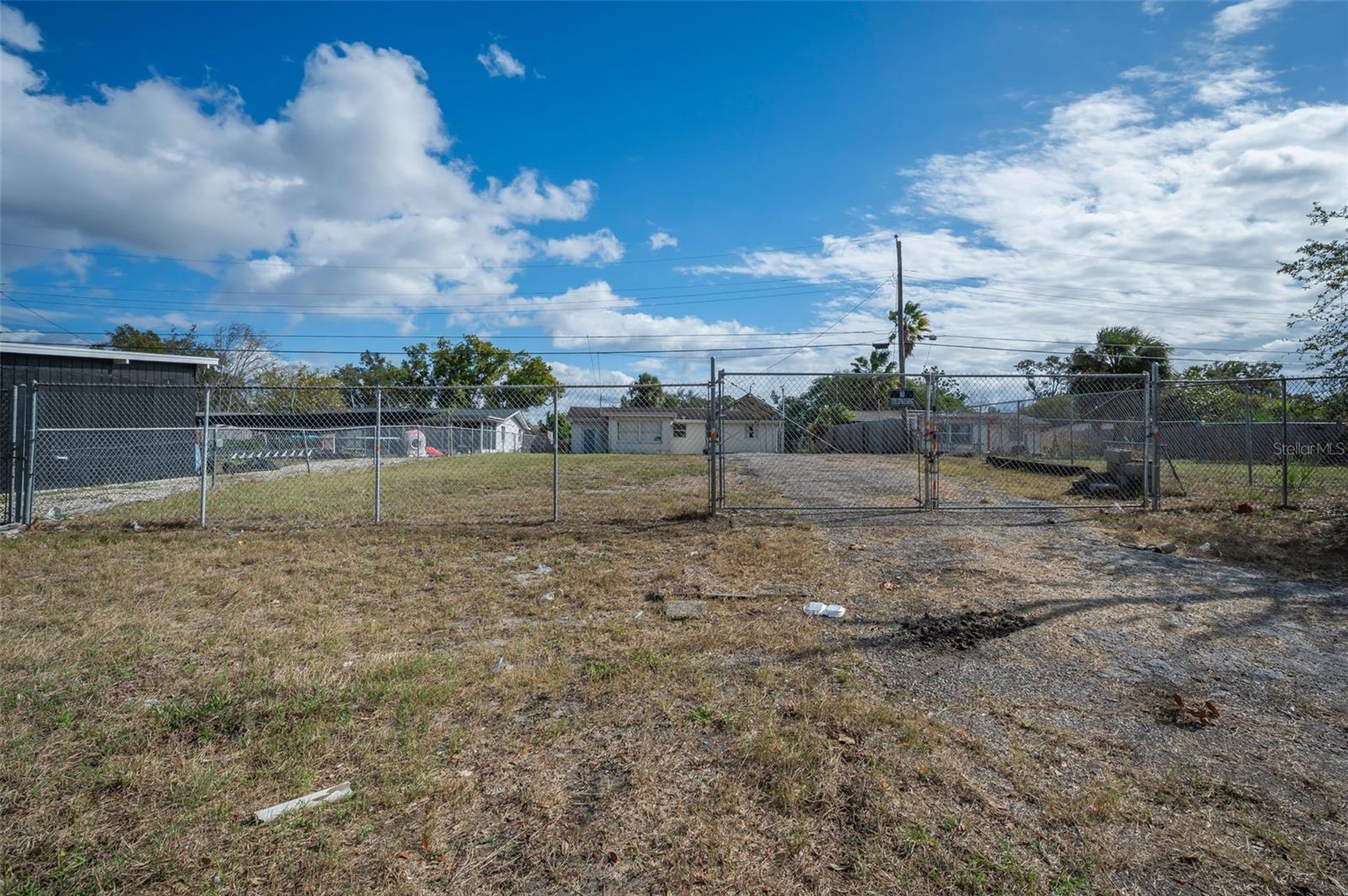 SHAMROCK HEIGHTS - Residential