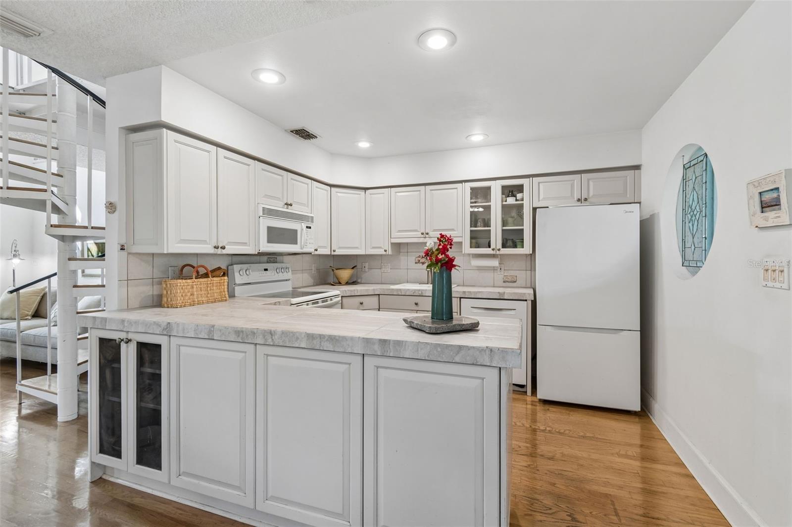 SEASIDE POINT 1ST ADD - Residential