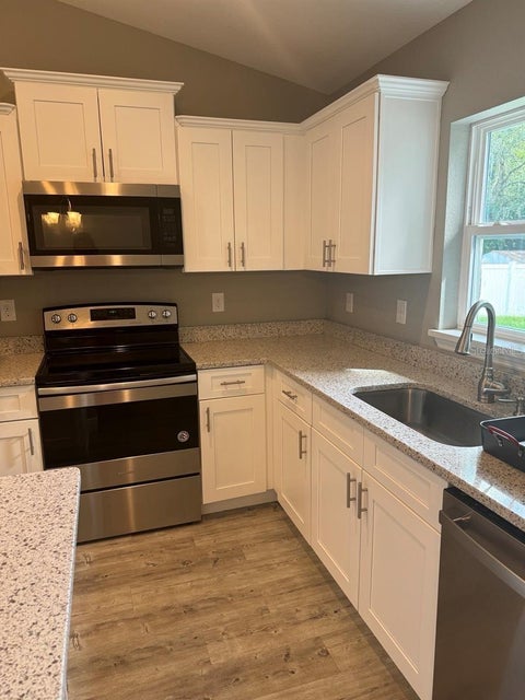 Tiny photo for 81 Fir Drive, Ocala, FL 34472 (MLS # OM735004)