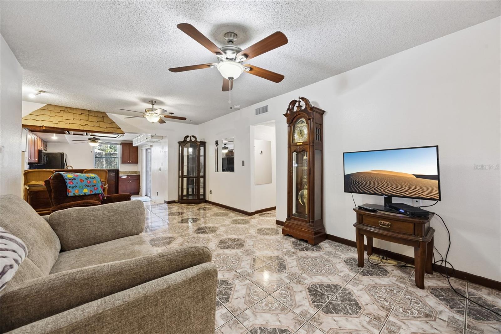 WEATHERSFIELD 1ST ADD - Residential