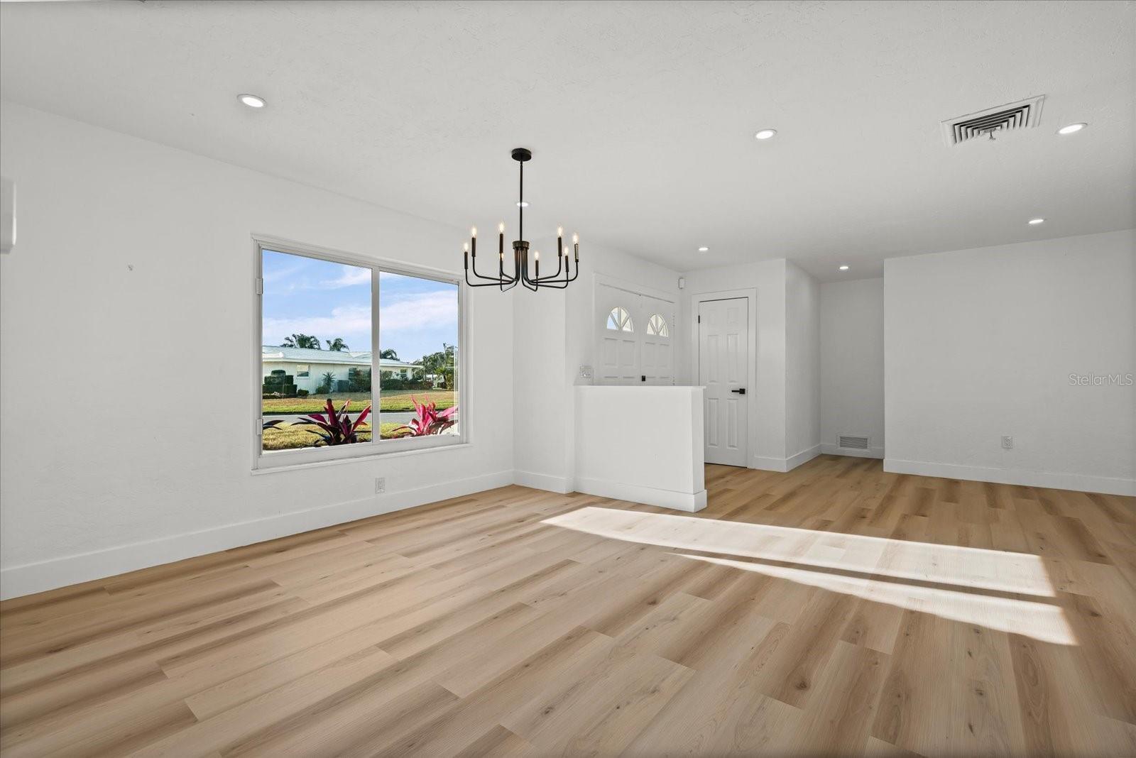 VILLAGE GREEN CLUB ESTATES - Residential