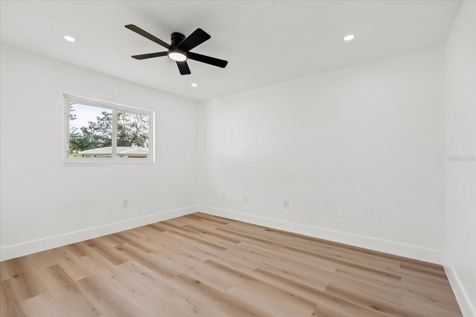 VILLAGE GREEN CLUB ESTATES - Residential