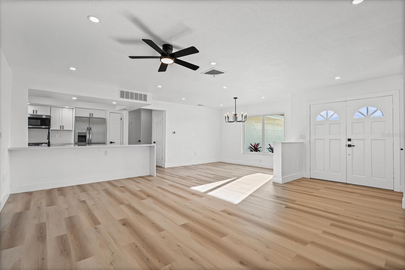 VILLAGE GREEN CLUB ESTATES - Residential