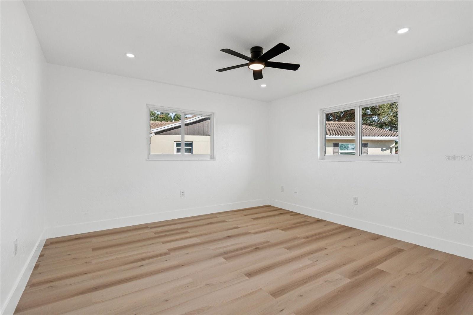 VILLAGE GREEN CLUB ESTATES - Residential