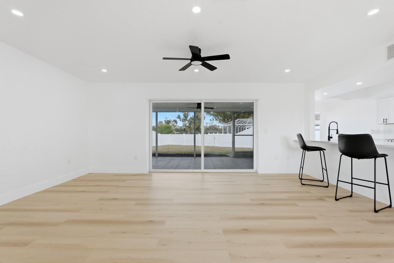 VILLAGE GREEN CLUB ESTATES - Residential