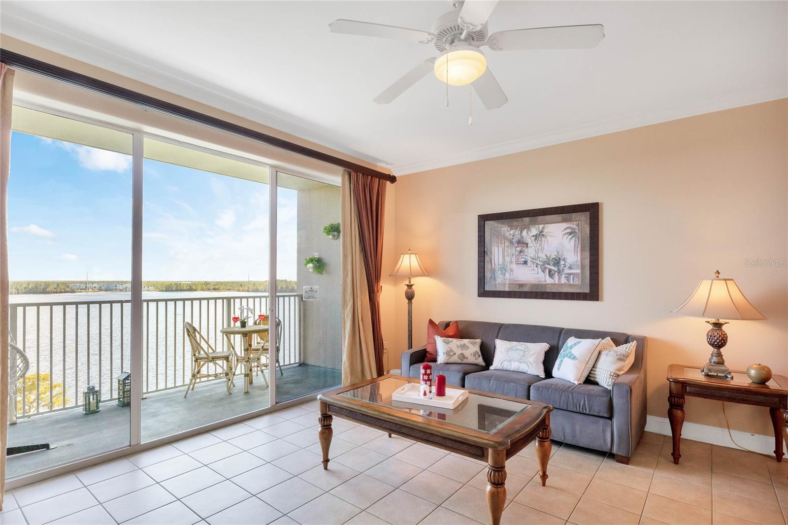 BLUE HERON BEACH RESIDENCE TOWER I - Residential