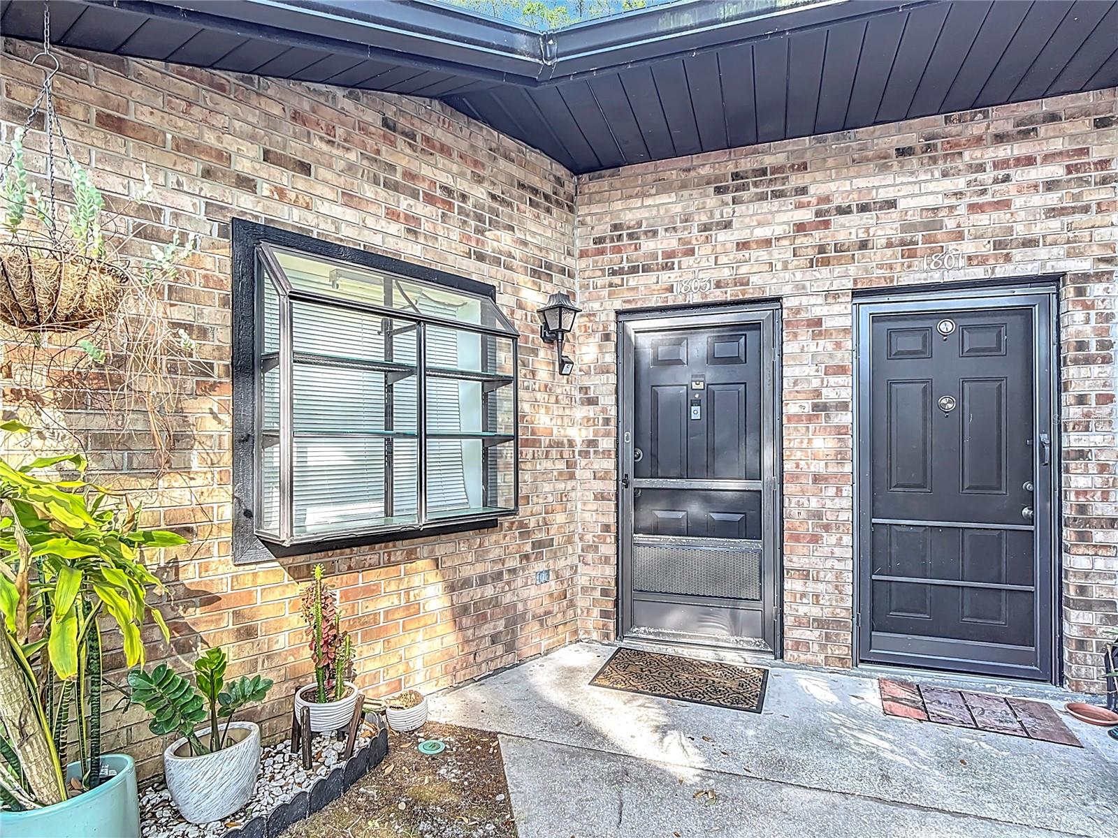 1803 FOXHALL CIRCLE 1803