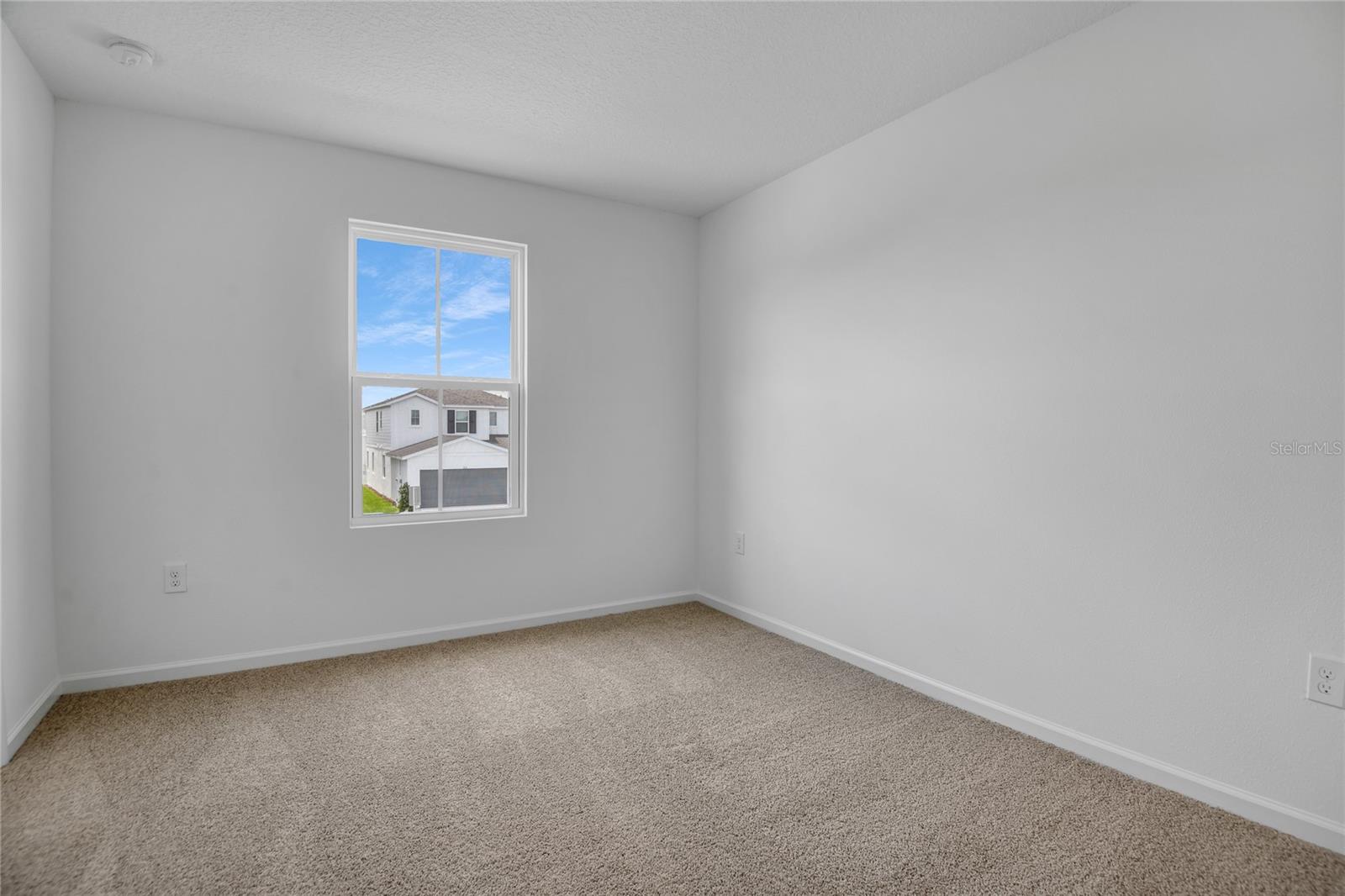 SEASONS AT SHORES OF LAKE DELL - Residential