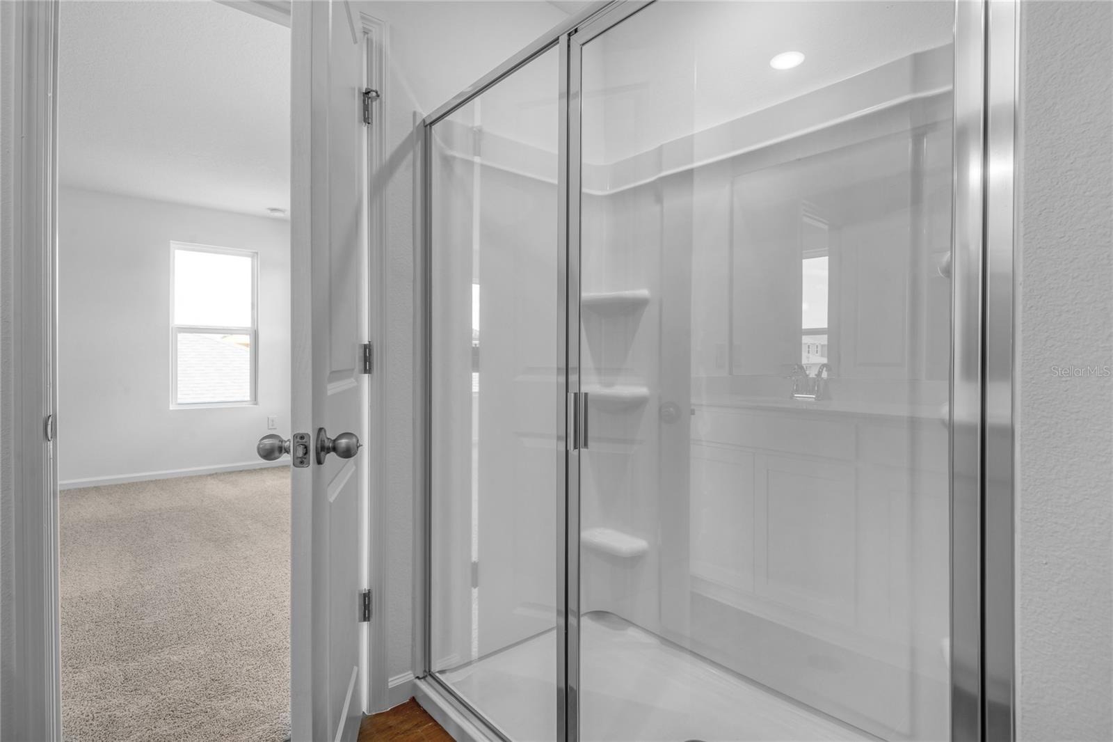 SEASONS AT SHORES OF LAKE DELL - Residential