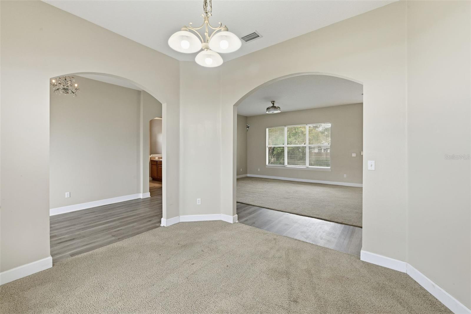 HIDDEN OAKS AT SPRUCE CREEK - Residential