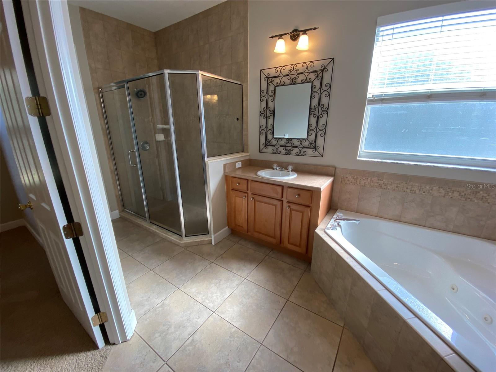 HIDDEN OAKS AT SPRUCE CREEK - Residential