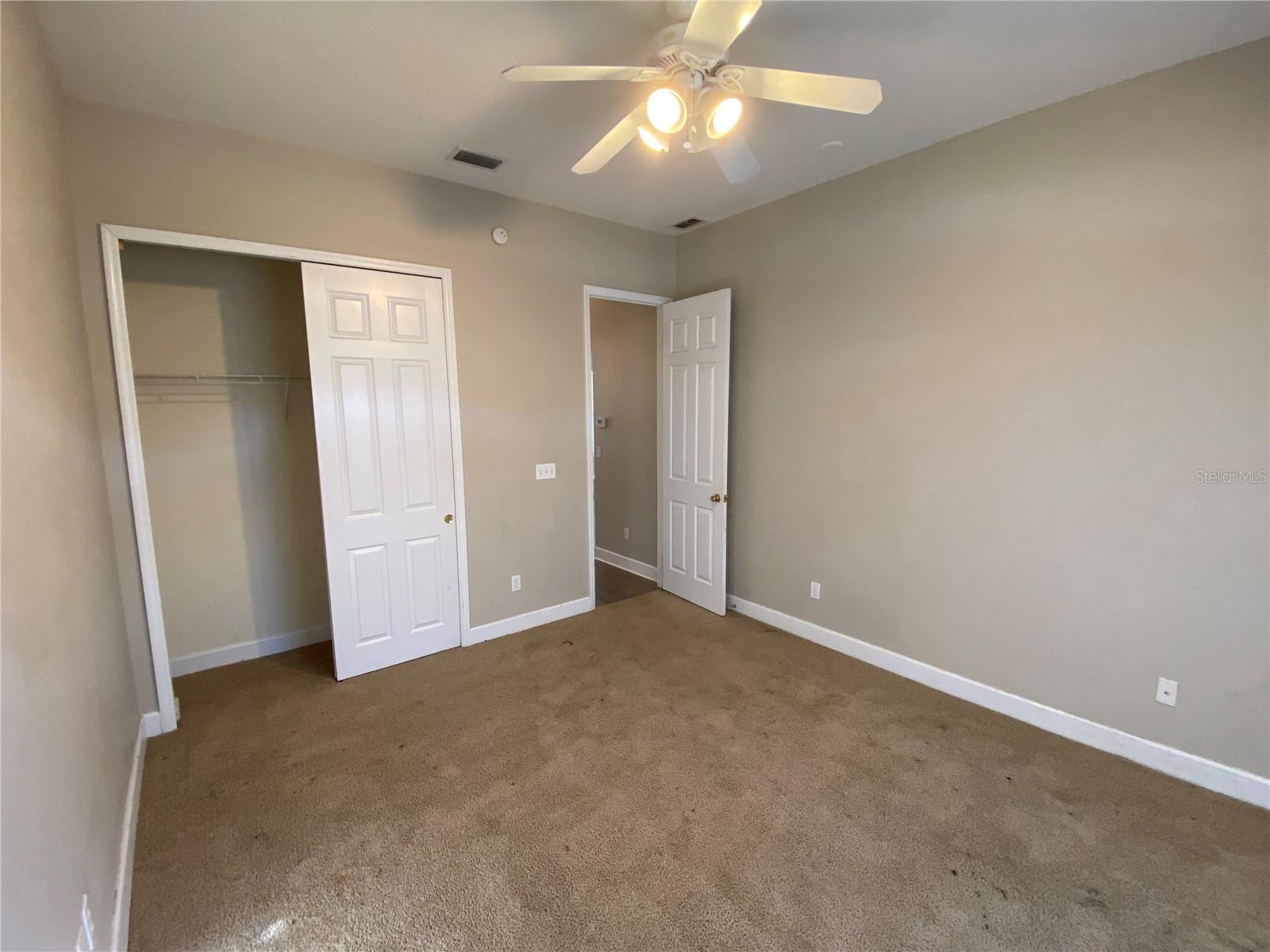 HIDDEN OAKS AT SPRUCE CREEK - Residential